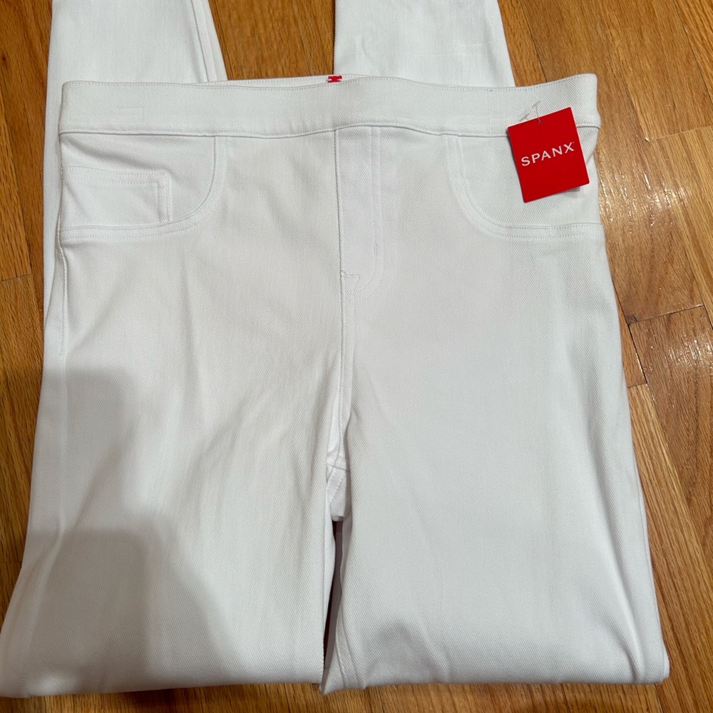 Spanx White Jeggings Size L Never worn new with tags